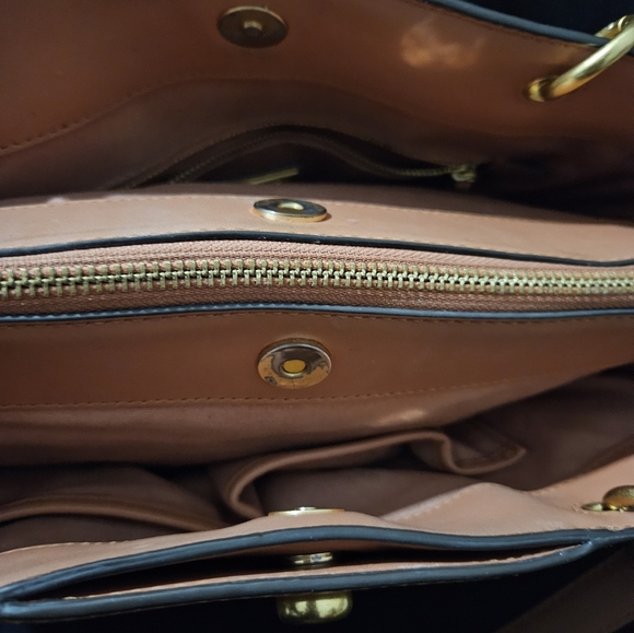 Tory Burch Lily Satchel-Salmon Color - Picture 9 of 16